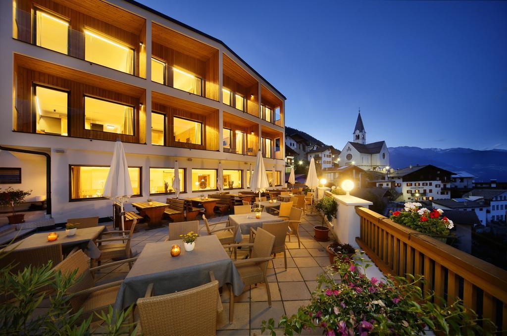 Hotel Sonne Stelvio Exterior photo