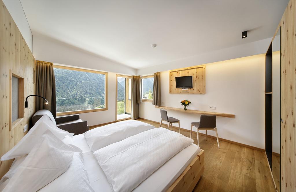 Hotel Sonne Stelvio Room photo